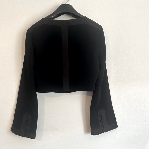 Cinq à Sept NWT Designer Colby Crop Jacket/Top Black/Black Size 8 - Picture 6 of 11